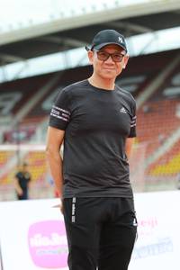 BIB: 
                            <button type="button" onclick="openModal(4648051)" class="btn btn-primary btn-sm float-right btn-popup" data-toggle="modal" data-target=".modal-high-quality">
                        <i class="fas fa-shopping-cart"></i> Add to Cart
                    </button>
                                            <button type="button" onclick="isThisMe(4648051, true)" class="btn btn-success btn-sm float-right btn-popup btn-isme hidden" data-toggle="tooltip" data-placement="bottom" title="นี่คือรูปของคุณใช่ไหม คลิกที่นี่เพื่อเอาเข้าอัลบั้ม">
                        <i class="fas fa-plus"></i> Add to album
                    </button>
                    <button type="button" onclick="isThisMe(4648051, false)" class="btn btn-warning btn-sm float-right btn-popup btn-isnotme hidden">
                        <i class="fas fa-ban"></i> Remove from album
                    </button>